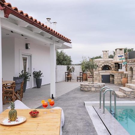 Villa Perahori Sívas Екстериор снимка