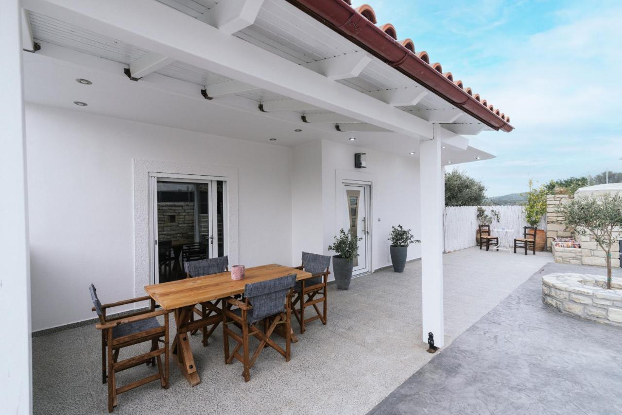 Villa Perahori Sívas Екстериор снимка