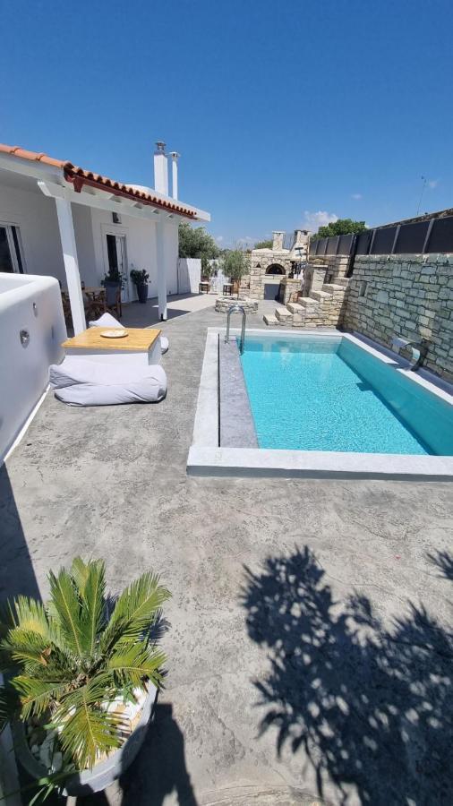 Villa Perahori Sívas Екстериор снимка